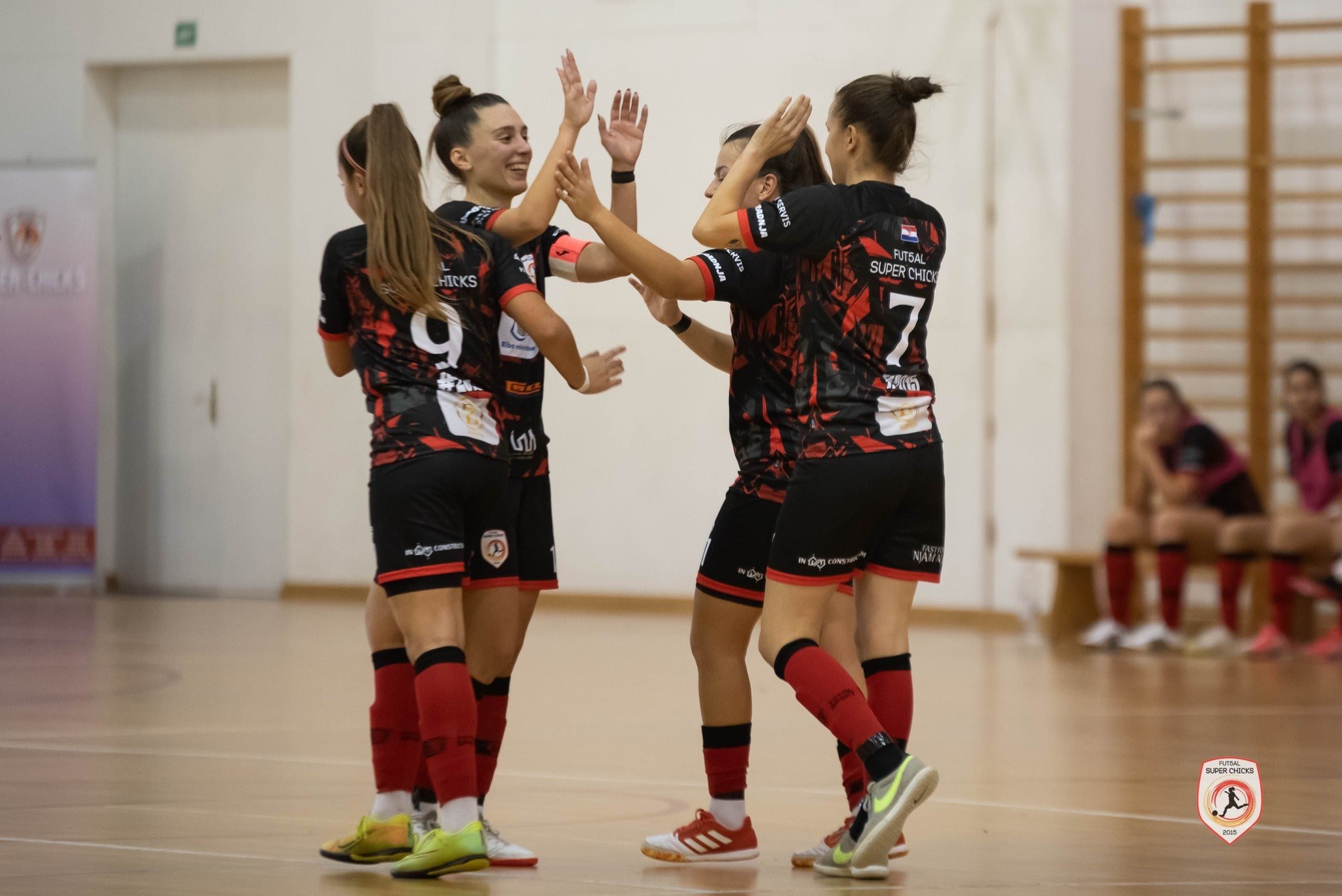 Futsal Super Chicks Odigrale Sr Anu Utakmicu I Osvojile Bod Na Te Kom