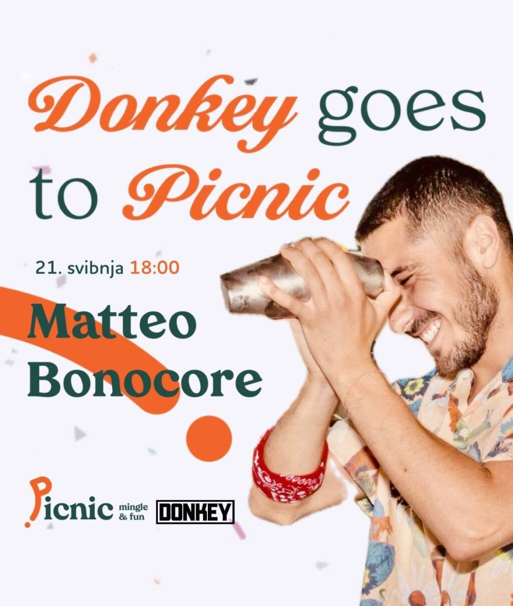 Matteo Bonocore priprema koktel