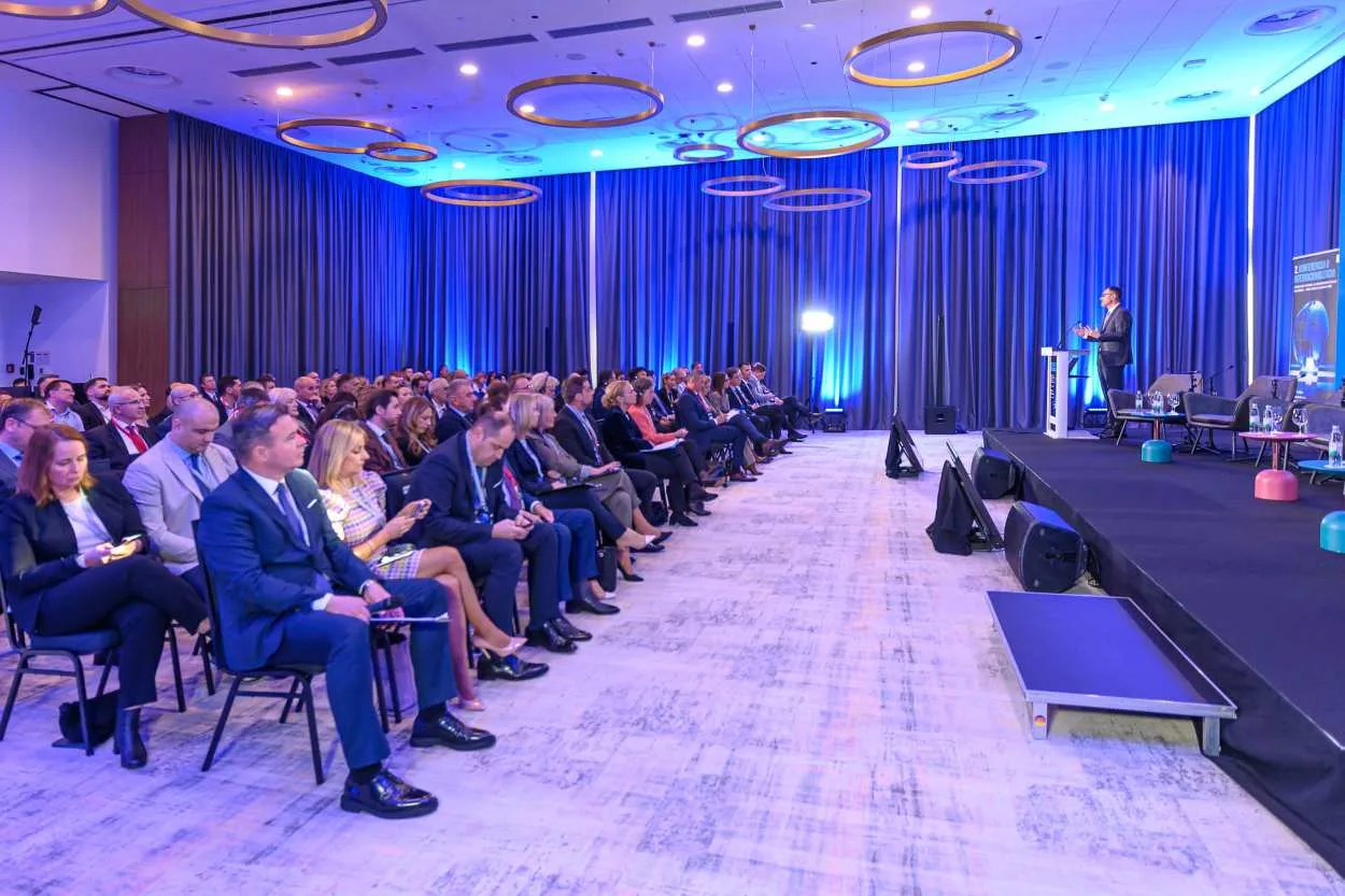 Dvorana3 66745b43e18f0a (1)