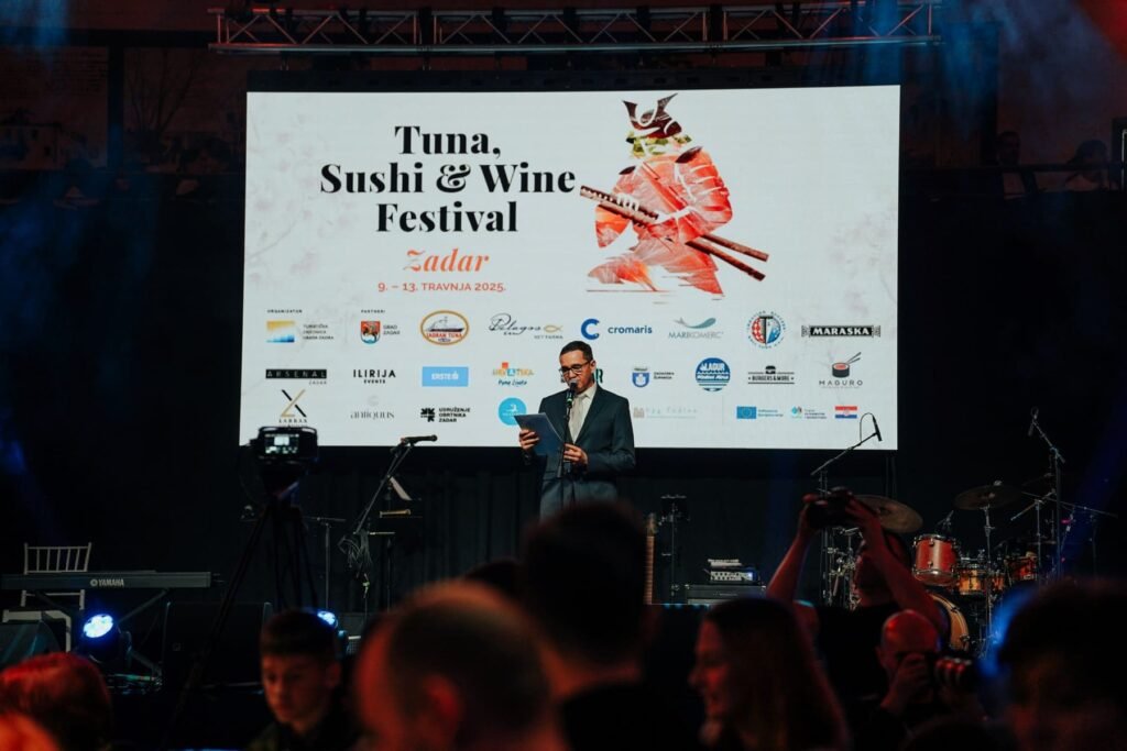 gala-vecera-tuna-sushi-wine-festival-zadar-arsenal