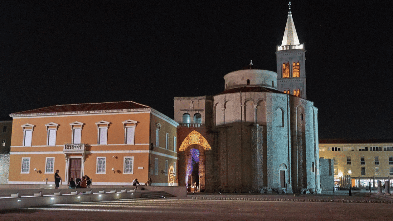 grad zadar, sveti donat, forum