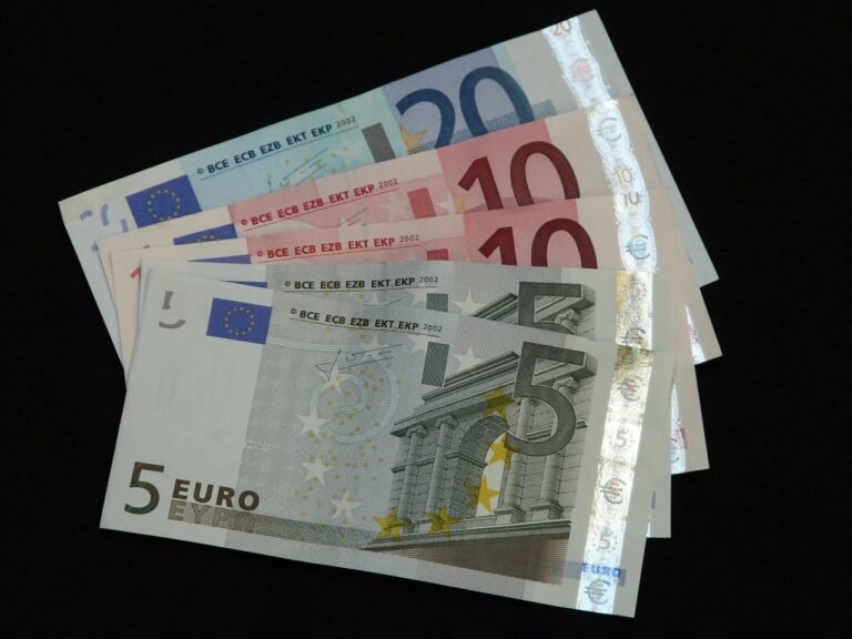 money notes euro