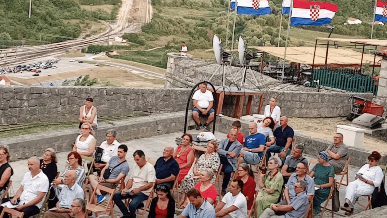 Manifestacija domoljubne poezije na Kninskoj tvrđavi 2025. godine
