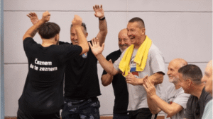 Ekipa “Čeznem da te zeznem” slavi pobjedu u finalu 4. amaterske stolnoteniske lige STOLAR.