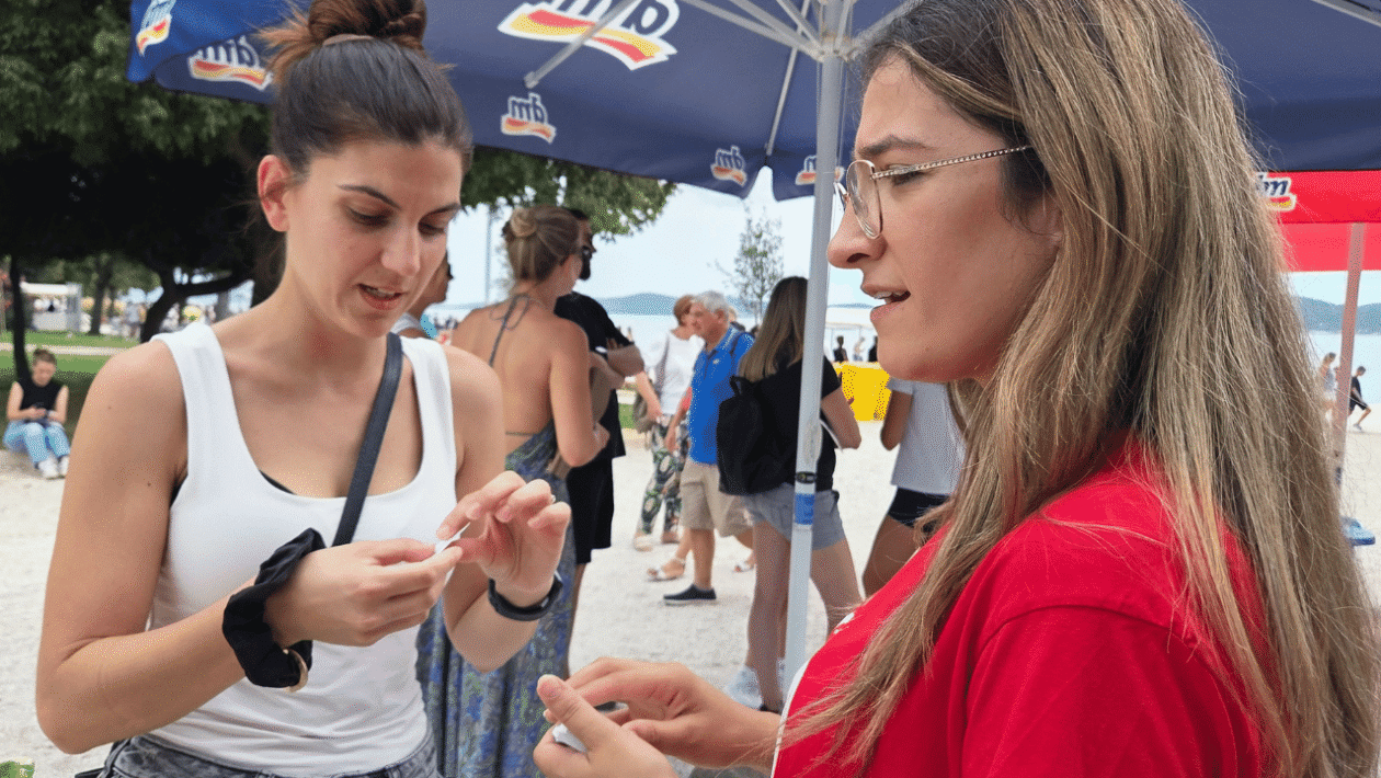 Građani u Zadru na besplatnom dermatološkom pregledu u sklopu dm-ove inicijative