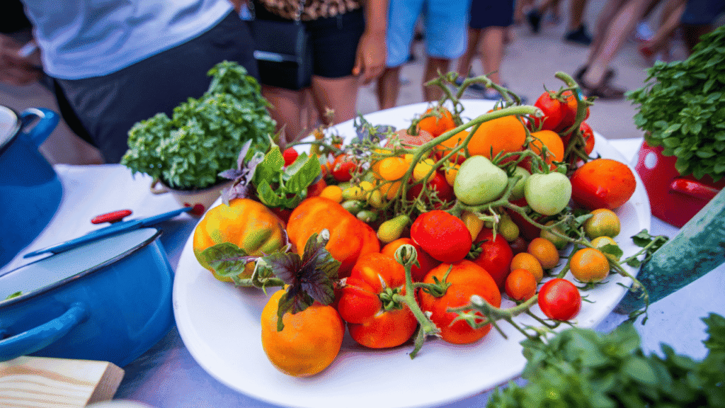 Posjetitelji uživaju u delicijama od pamidora na manifestaciji Dan od pamidora u Pakoštanima