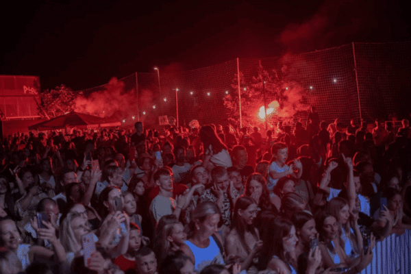 Završnica turnira Omerka u Dragama uz koncert Klape Intrade i Tomislava Bralića