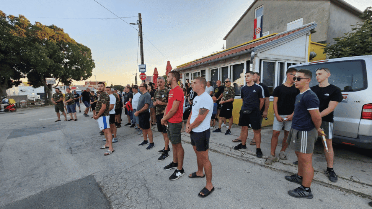 Proslava 30 godina Oluje na Plovaniji uz turnir u bućama i vatromet