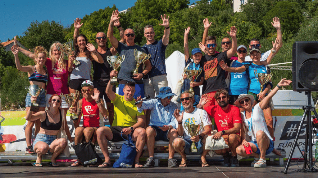 Sudionici Zrmanja Triple Challenge utrke u kajaku na rijeci Zrmanji