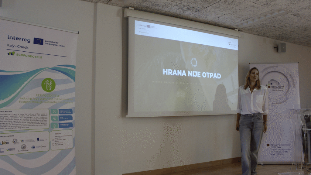Sudionici ECOFOODCYCLE dijaloga u Centru za mlade Zadar raspravljaju o smanjenju otpada od hrane