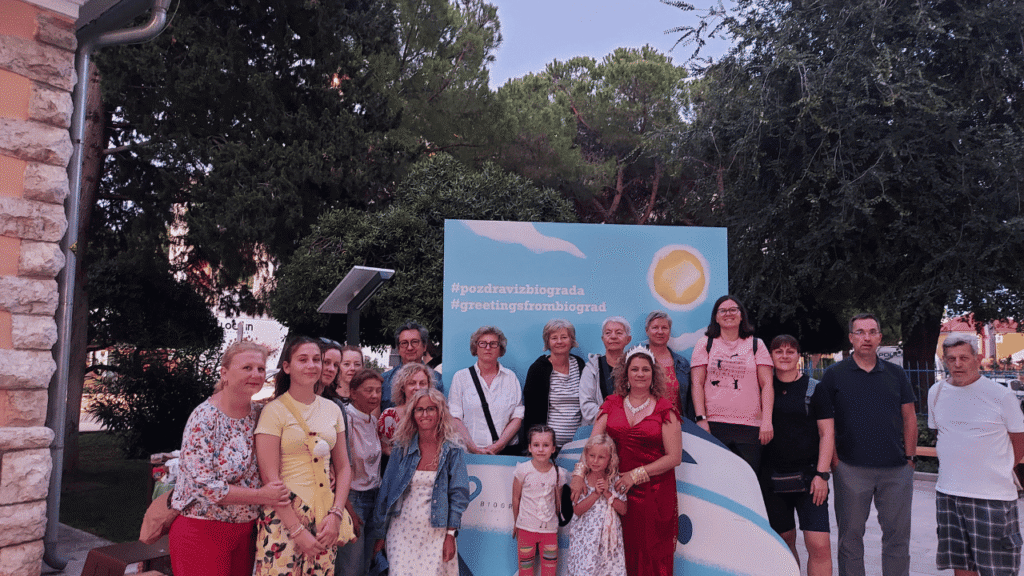 Ivana Zrilić vodi kostimiranu interpretacijsku turu kroz Biograd na Moru