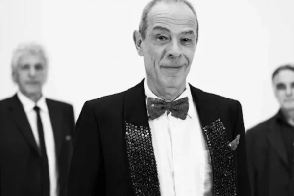 daleka obala – Dean, Zoki i Jadran izvode novi singl “I dalje se smijem”