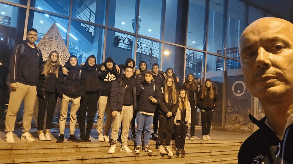 Plivači PK Jadere na natjecanju u Sarajevu s osvojenim medaljama