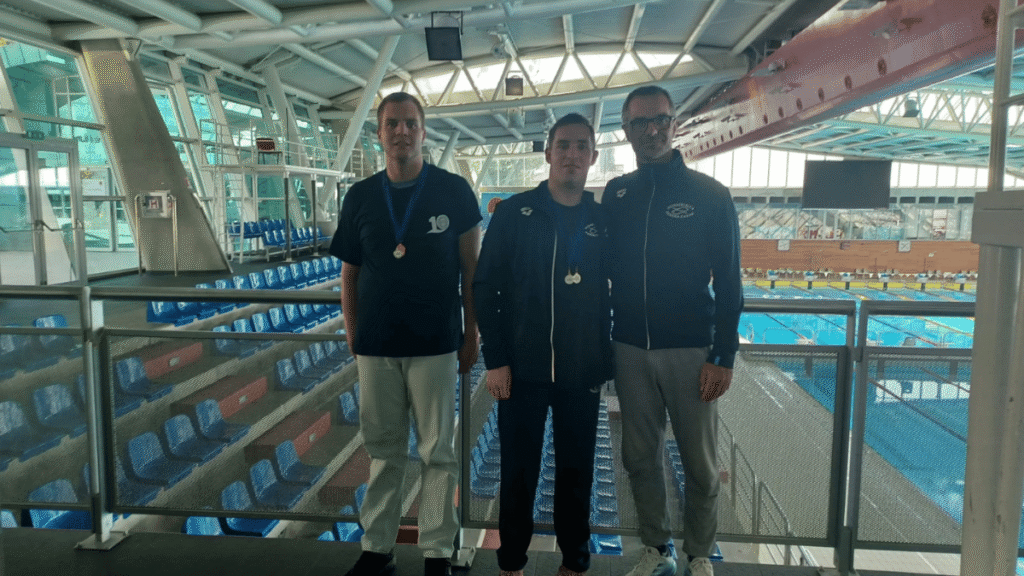 Plivači PK Jadere s osvojenim medaljama na natjecanjima u Rijeci i Šibeniku