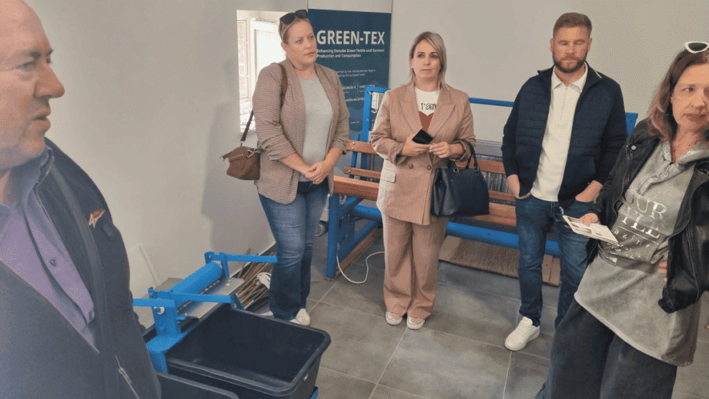 Sudionici studijskog posjeta u Interpretativnom centru Woonko u Majuru u sklopu projekta Wool is Cool