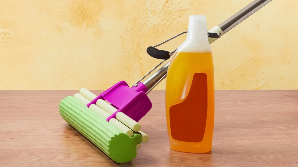 Kako napraviti prirodno sredstvo za čišćenje podova