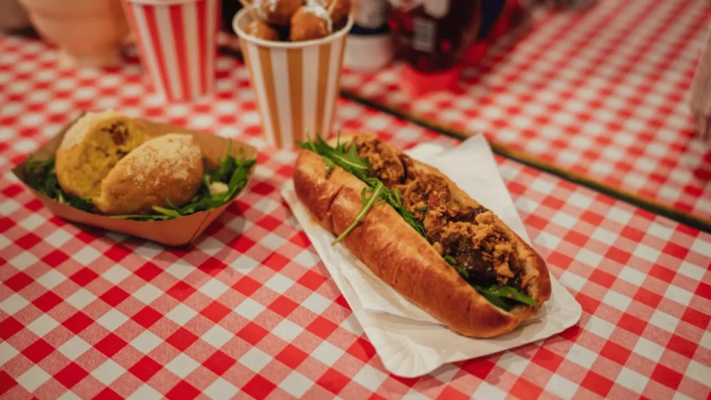 Adventske kućice u Zadru s bogatom gastro ponudom i blagdanskim specijalitetima