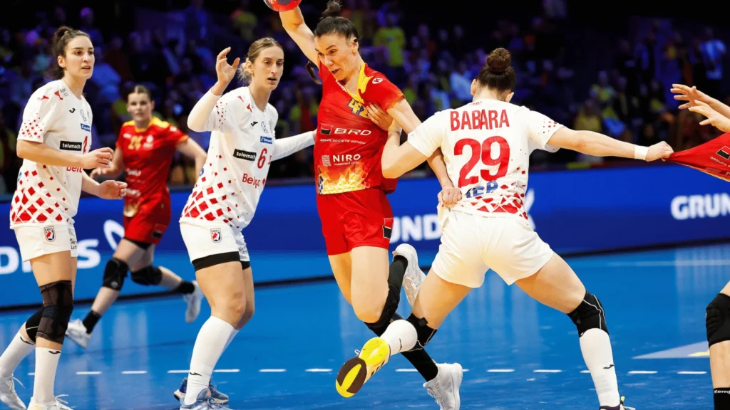 Hrvatska ženska rukometna reprezentacija protiv Rumunjske na Svjetskom prvenstvu 2025