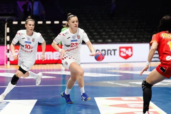 Hrvatska ženska rukometna reprezentacija protiv Rumunjske na Svjetskom prvenstvu 2025