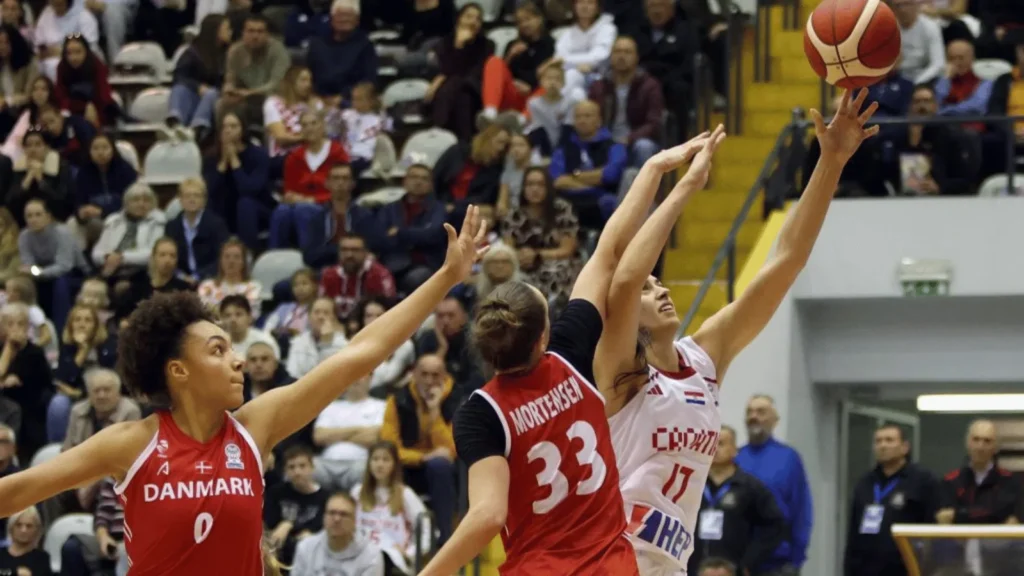 Hrvatska ženska košarkaška reprezentacija u utakmici protiv Danske u kvalifikacijama za Eurobasket 2027