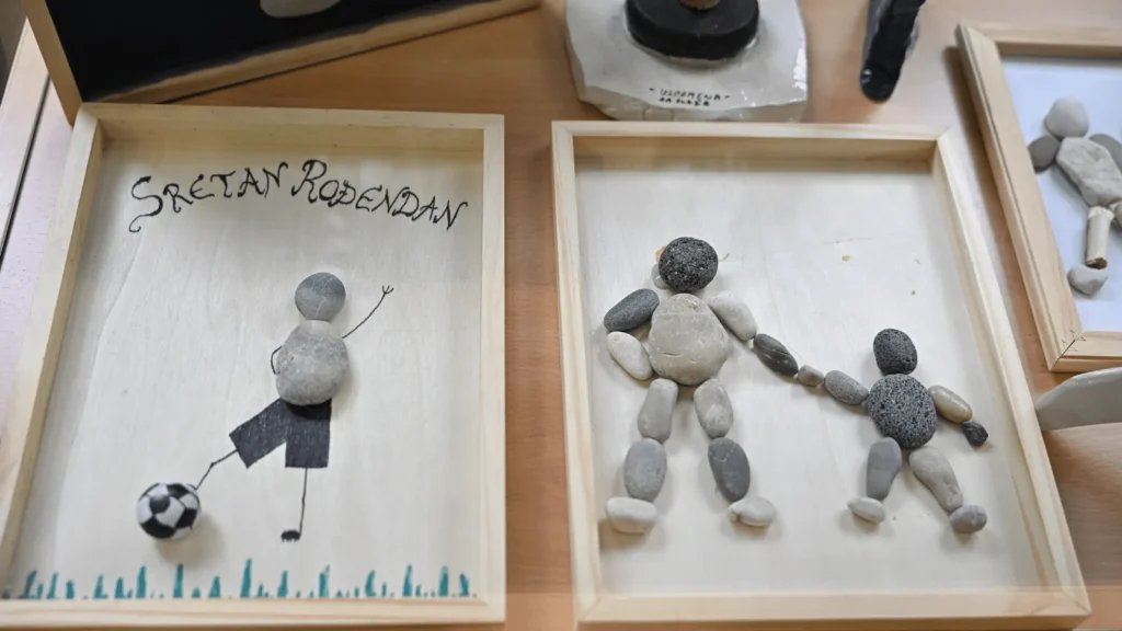 Izložba kreativnih radova nastalih u zatvorima u Gradskoj knjižnici Zadar