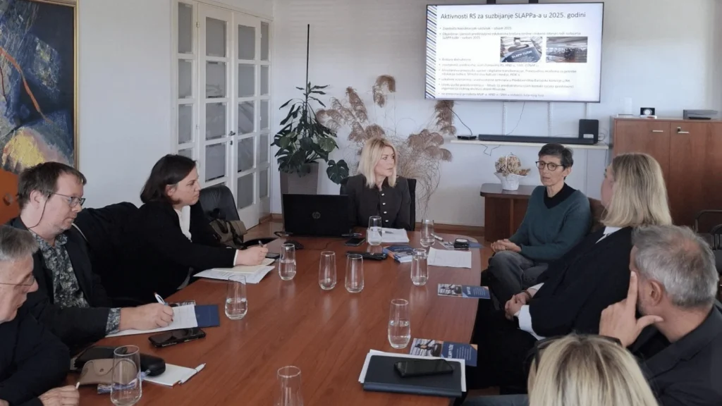 Sastanak radnih skupina za suzbijanje SLAPP tužbi i zaštitu sigurnosti novinara u Agenciji za elektroničke medije