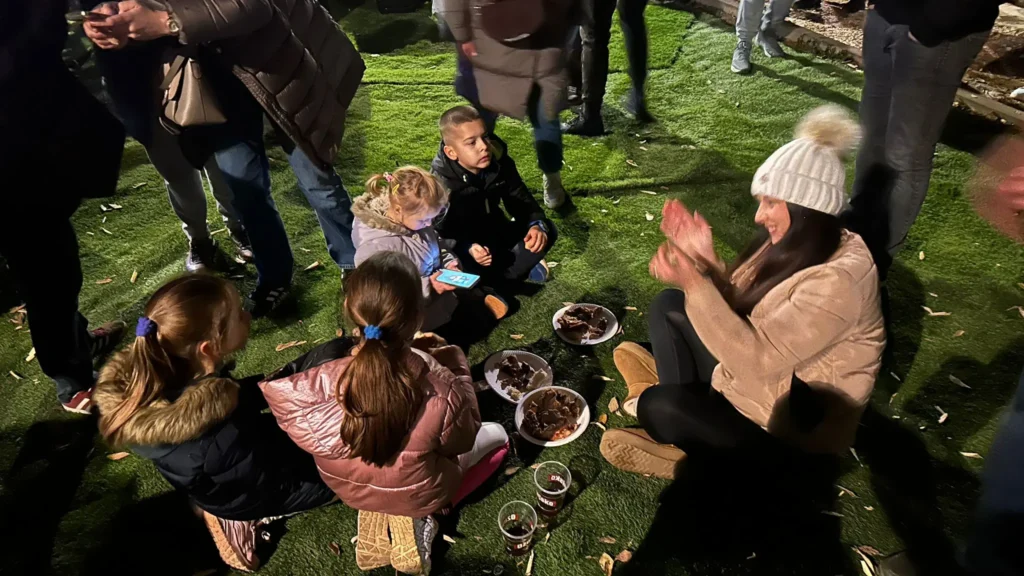 Advent plovanija 2025 jelka