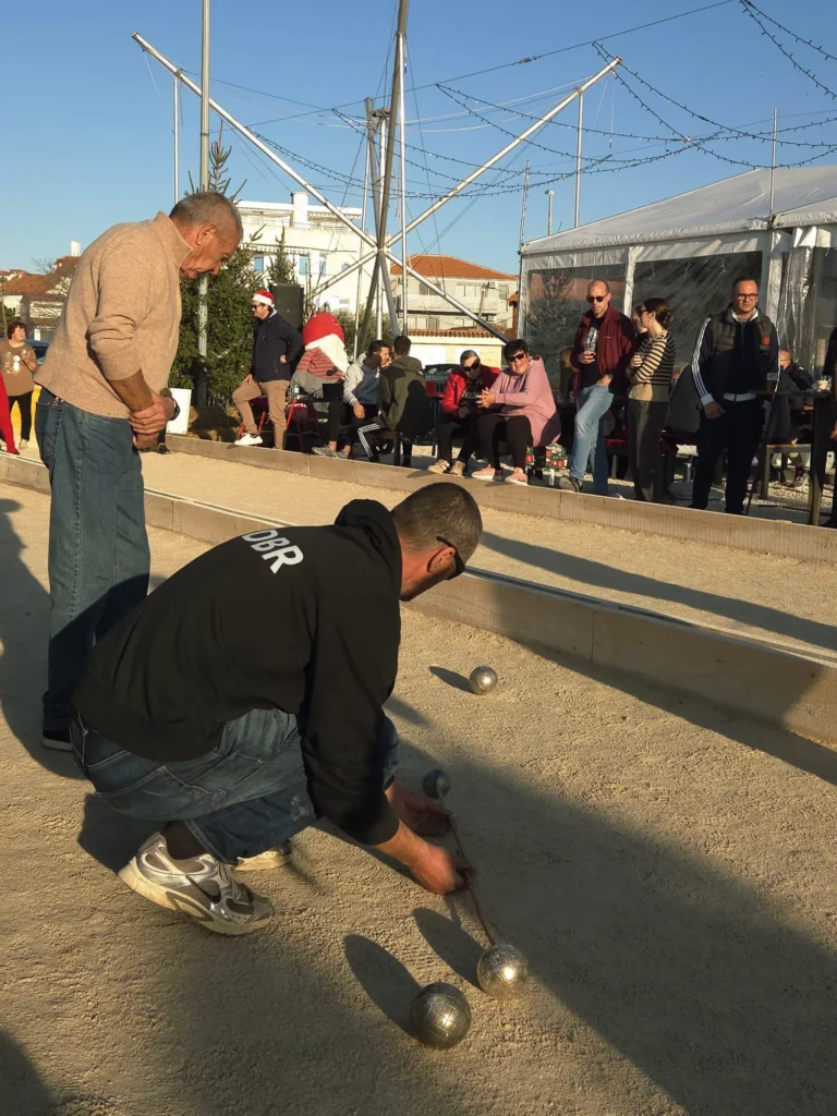 Bogata božićna nedjelja u Pakoštanima s turnirom u bućama, dječjom čarolijom i koncertom Diktatora uz Giuliana