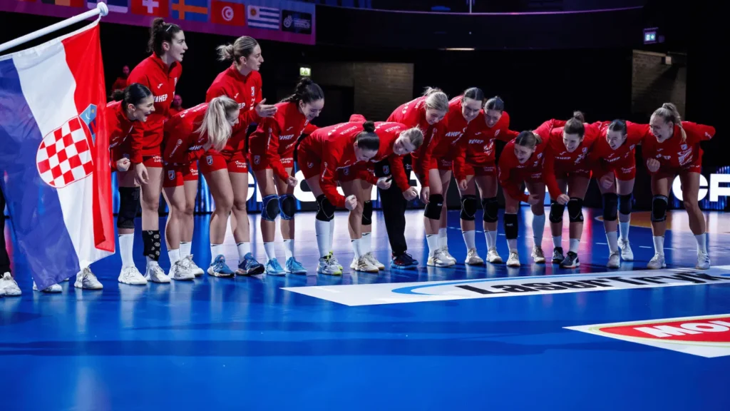 Hrvatska ženska rukometna reprezentacija slavi pobjedu nad Iranom na President Cupu