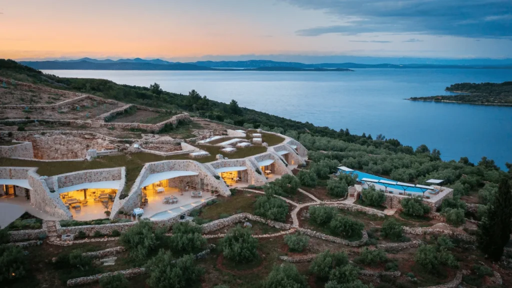 Zadarski arhipelag s luksuznim hotelima i održivim turističkim projektima na slici je hotel vila nai