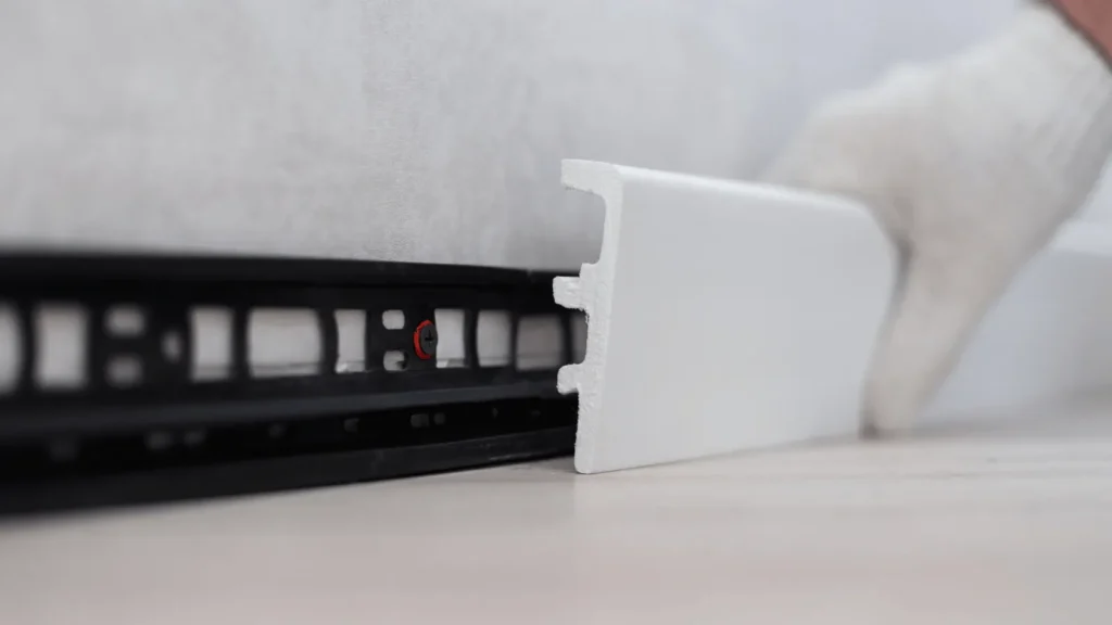 Ugradnja i zamjena zaštitnih lajsni i rubnih profila