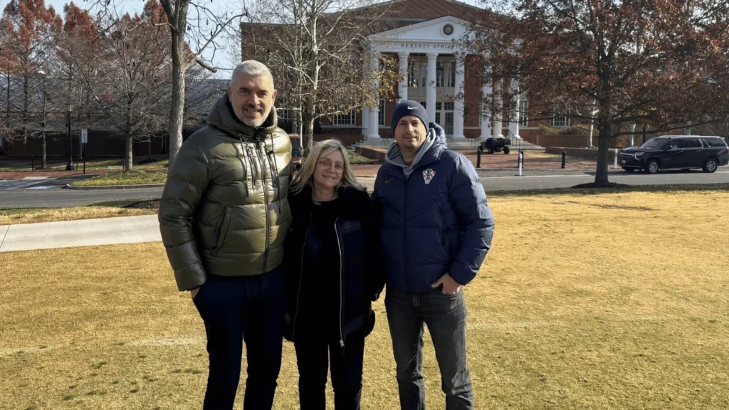 delegacija koja je izabrala Bazni kamp hrvatske reprezentacije u Alexandriji za Svjetsko prvenstvo 2026.