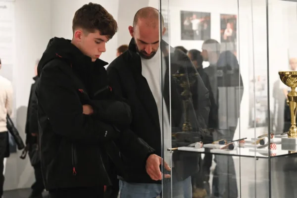 Izložbe „U sridu“ u Providurovoj palači u Zadru prikazuju povijest streličarstva i streljaštva