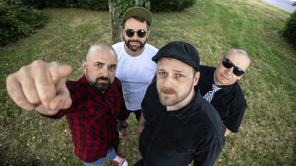 radio aktiv na koncertu talco u zagrebu