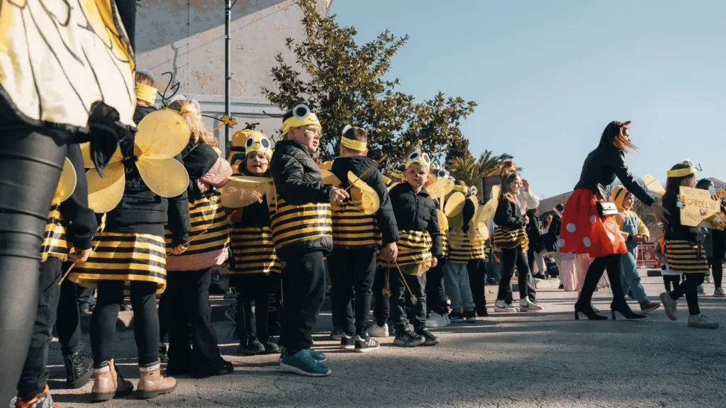 Pakoški maskenbal 2026. u Pakoštanima s maskama, glazbom i tradicionalnim programom.