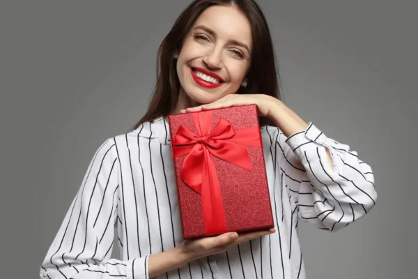 Ilustrativna fotografija za članak o što pokloniti za valentinovo: 10 ideja koje oduševljavaju