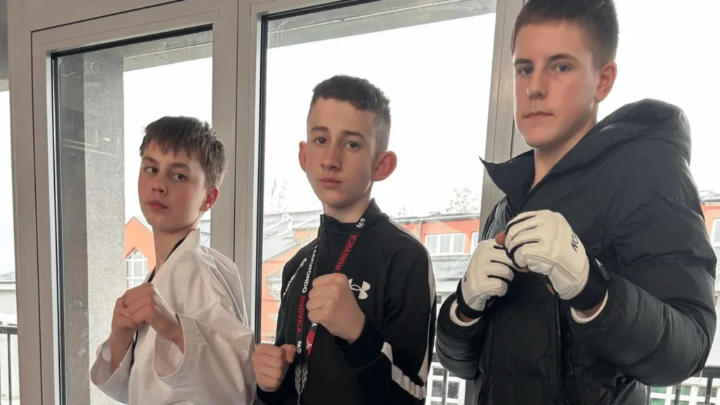 Članovi Taekwondo kluba Ultima na Rugvica Open turniru s osvojenim medaljama