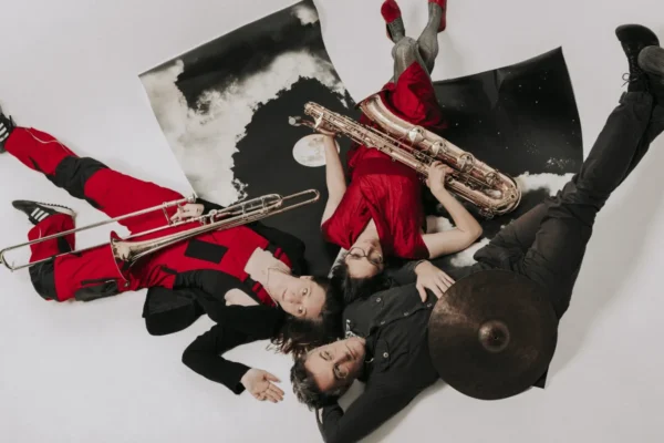 članovi benda Insomnia Brass Band