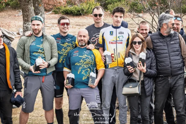 Članovi BBK Pakoštane na završnici XC Zimske lige Dalmacije s osvojenim postoljima.