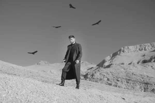 eugen predstavlja novi singl “vjetar” s emotivnim i modernim zvukom.