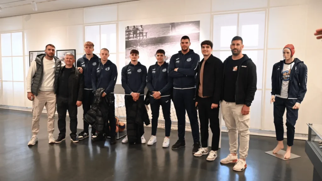 Postav izložbe “Vrijeme, ljudi, postignuća i legende” u Providurovoj palači posvećen povijesti zadarskog sporta.