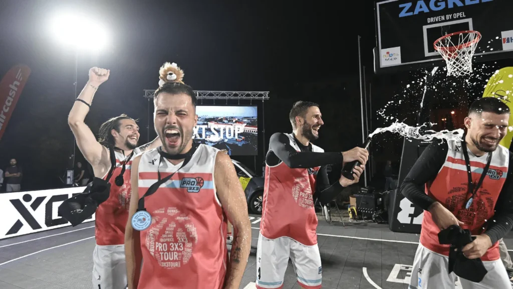 Karlo Uljarević tijekom nastupa na 3x3 košarkaškom turniru