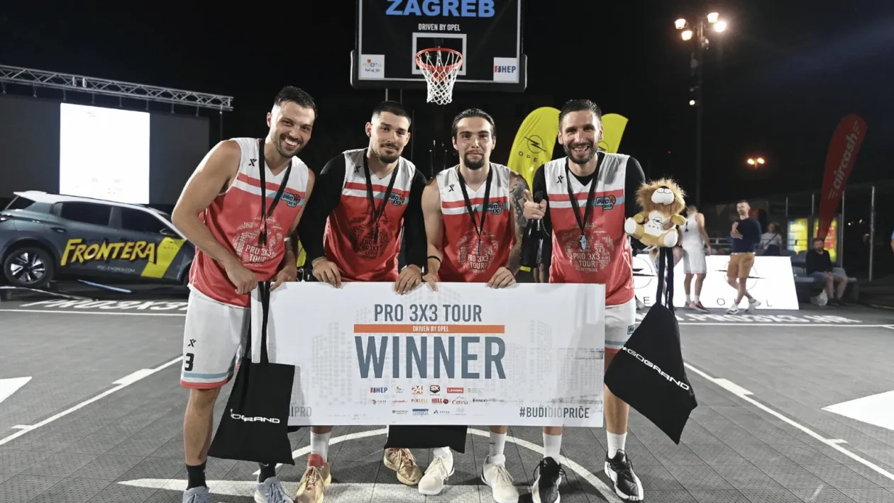Karlo Uljarević tijekom nastupa na 3x3 košarkaškom turniru