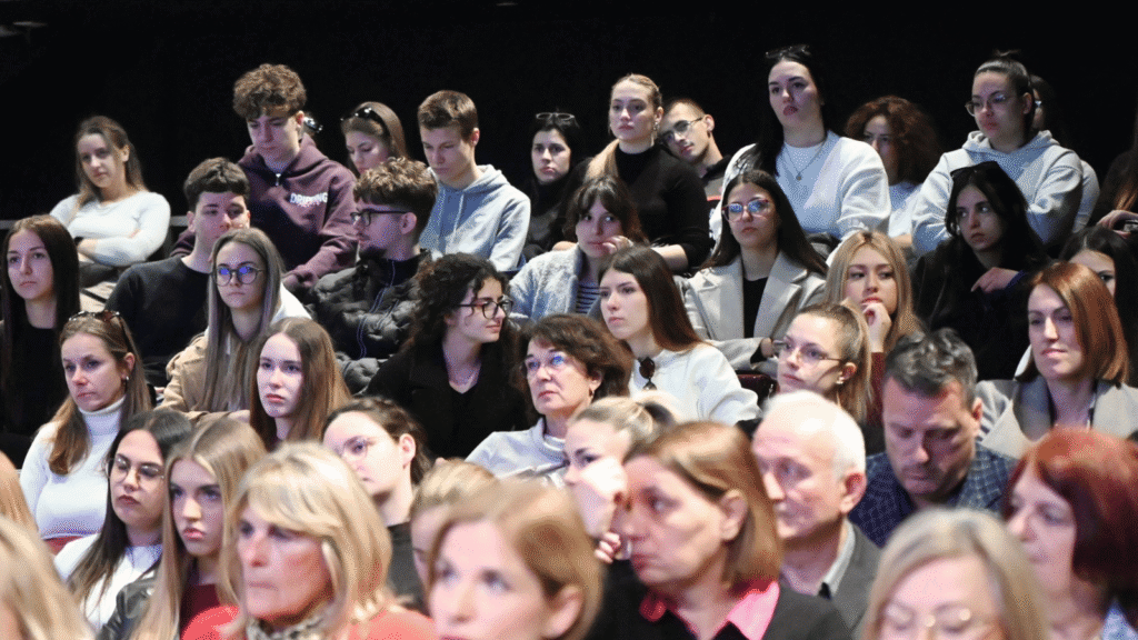 Panel-rasprava o mentalnom zdravlju djece i mladih u Kneževoj palači u Zadru.