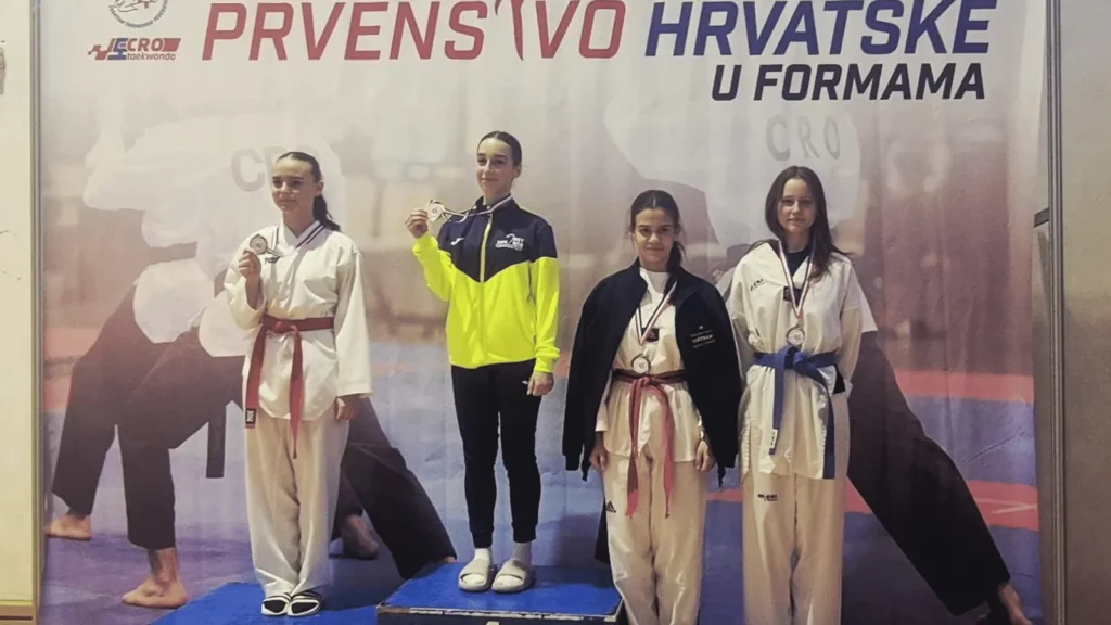 Natjecatelji TK Ultima na Prvenstvu Hrvatske u taekwondou s osvojenim medaljama