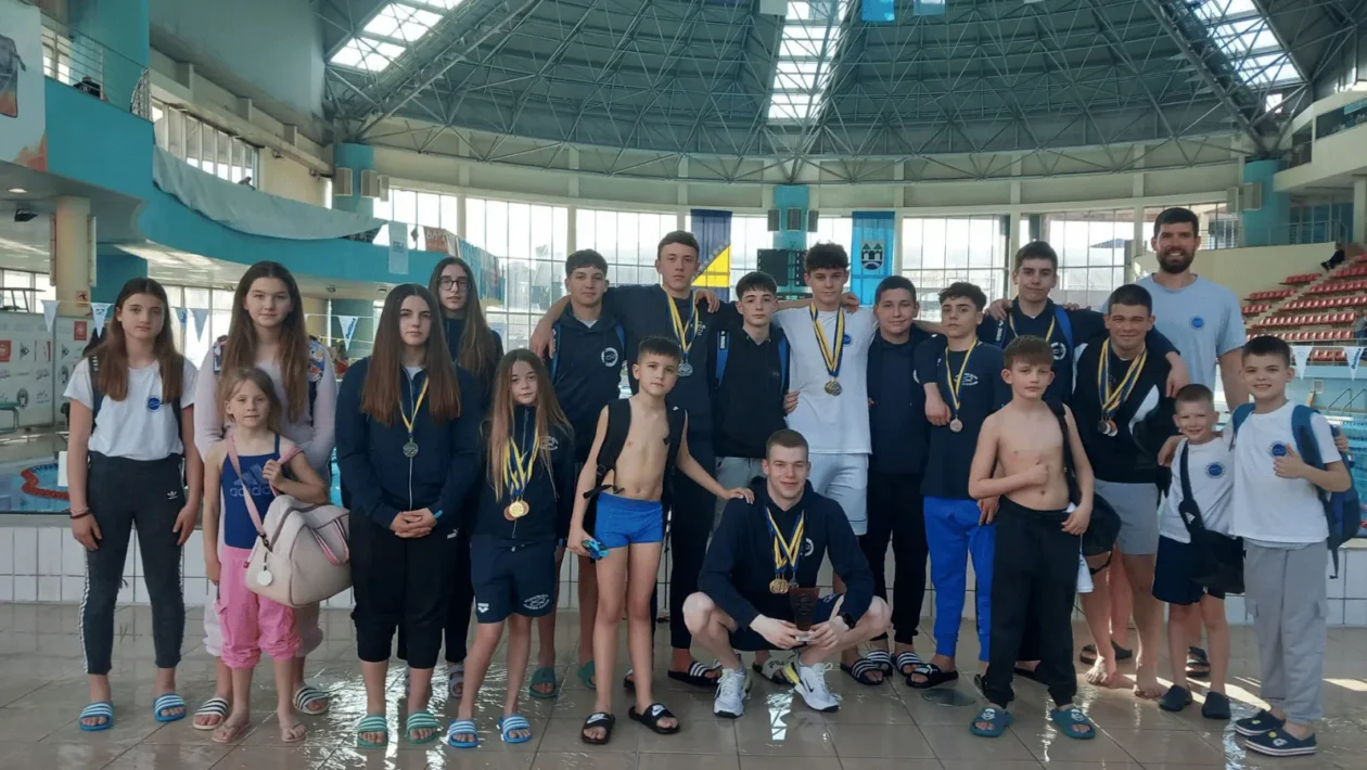 Plivači kluba Jadera na natjecanju Sarajevo Aquatics 2026 s osvojenim medaljama