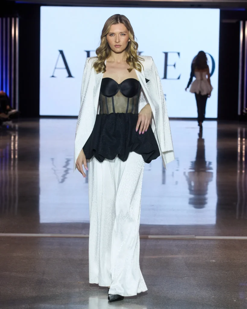 arileo-bijelo-odijelo-korset-top-moderna-zadar