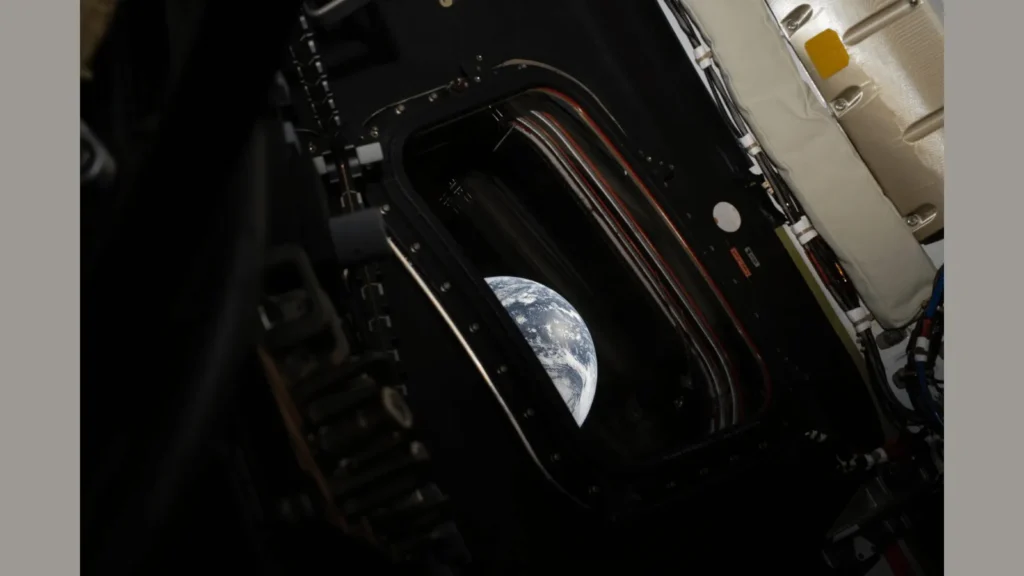 Misija Artemis II – pogled na Zemlju iz svemirske letjelice Orion