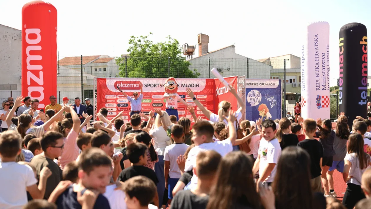 Djeca na Telemach Danu sporta na igralištu OŠ Bartola Kašića u Zadru