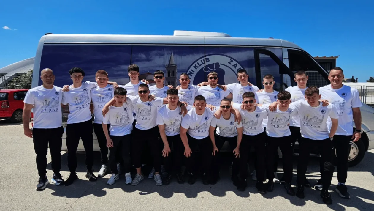 Ekipa RK Zadar 1954 U17 na putu za Završnicu državnog prvenstva u Poreču